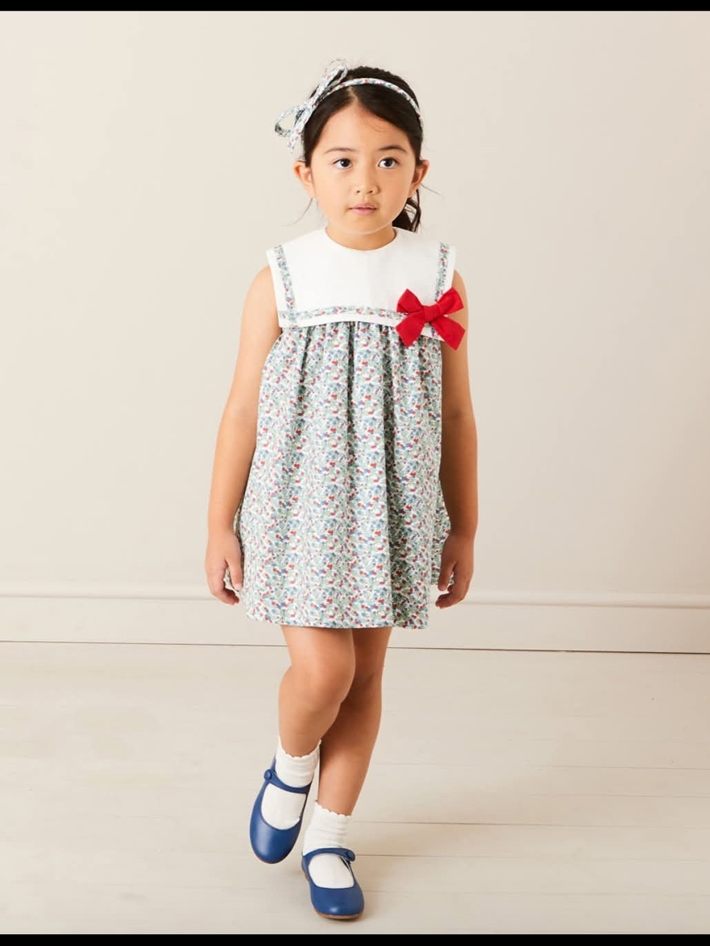 Pepa London Evelyn Floral Sleeveless Bow Detail Trapeze Dress in Red - 12 Month